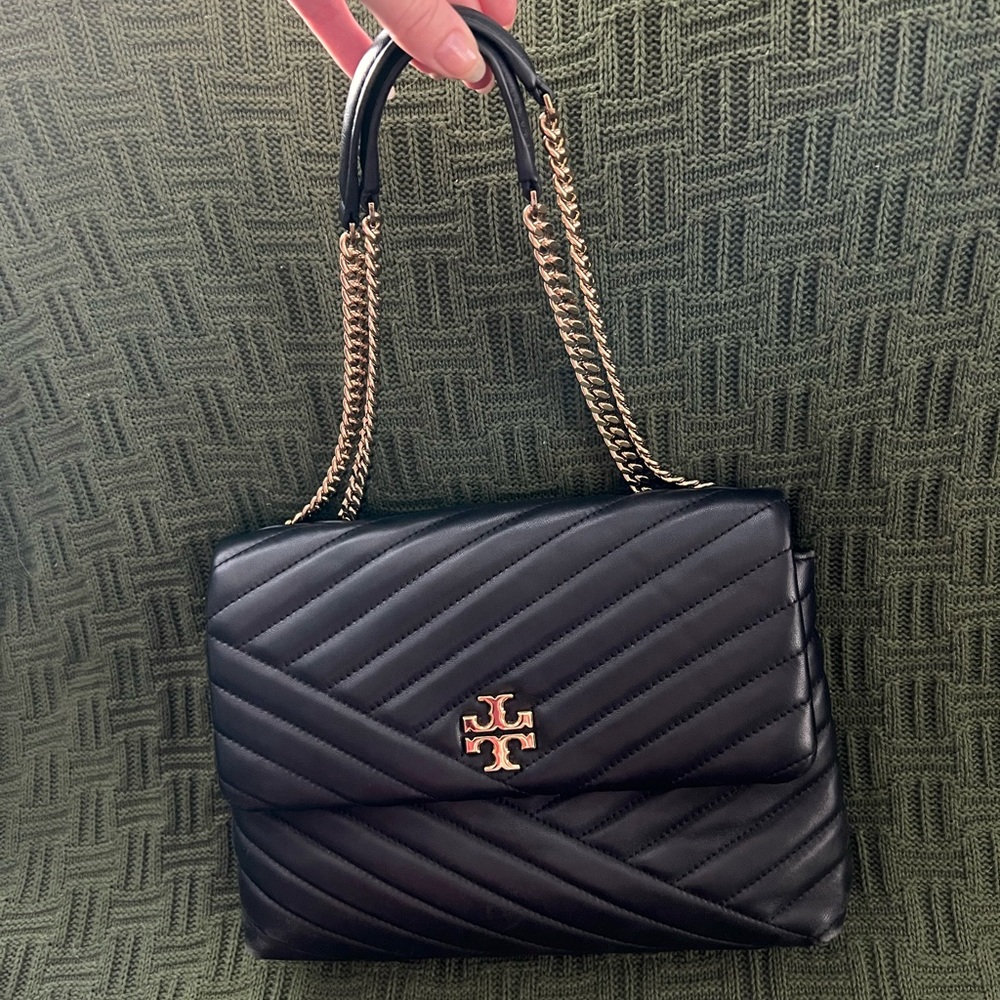 Tory Burch Kira Chevron convertible shoulder bag in black